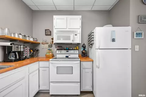 625 1st Ave, Hampton, IL 61256 photo 8