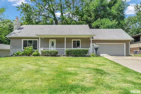 2815 36th St, Moline, IL 61265