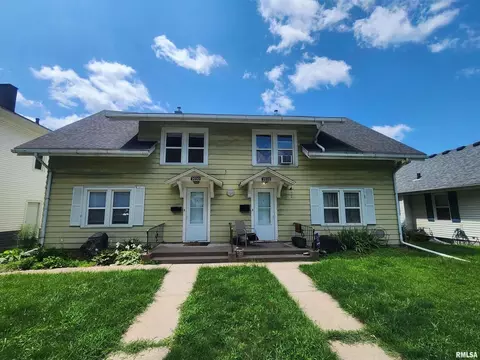 2030 Tremont Ave, Davenport, IA 52803