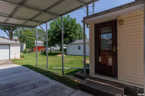 507 29th Ave, Moline, IL 61265 photo 3