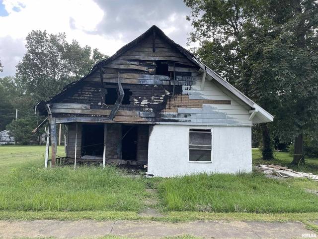 214 S King St, Hurst, IL 62949