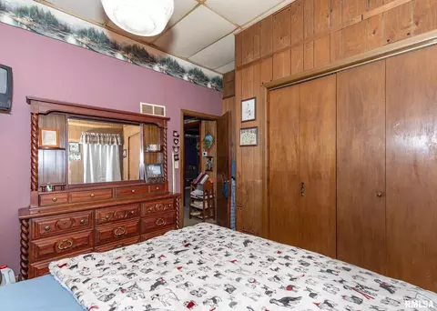 102 7th St, Keithsburg, IL 61442 photo 11