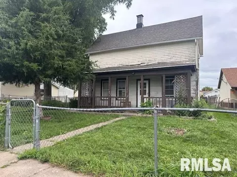 1722 N Sturdevant St, Davenport, IA 52804