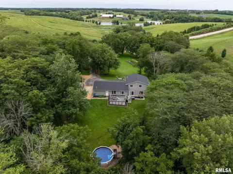 21800 270th St, Long Grove, IA 52756