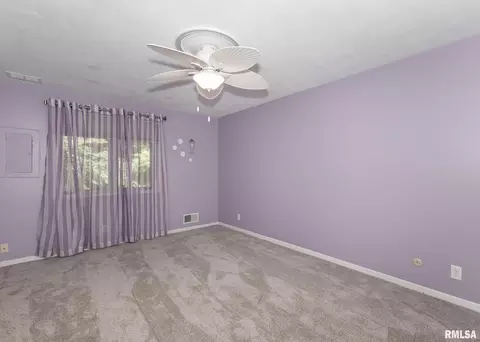 3411 41st St, Moline, IL 61265 photo 19