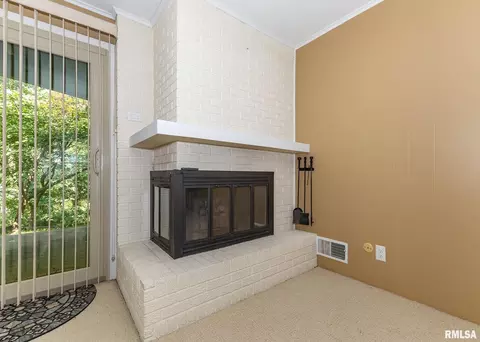 3411 41st St, Moline, IL 61265 photo 23