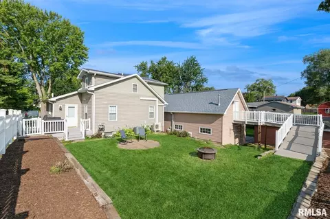 2428 45th St, Moline, IL 61265 photo 6