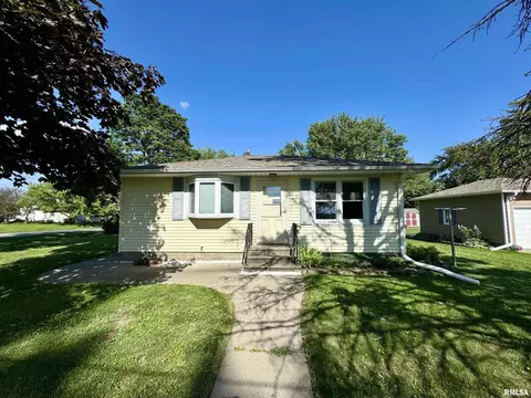 13603 W 139th St, Taylor Ridge, IL 61284