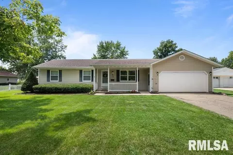 424 SE 7th Ave, Galva, IL 61434