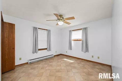 424 SE 7th Ave, Galva, IL 61434 photo 11
