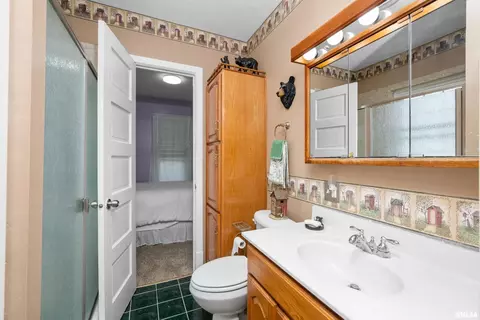 136 6th St, Silvis, IL 61282 photo 12