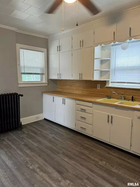 1615 25th Ave, Moline, IL 61265 photo 10
