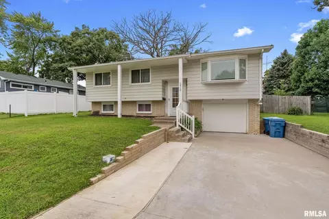 2719 9th St, East Moline, IL 61244