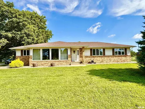 103 Marlane Dr, Alpha, IL 61413