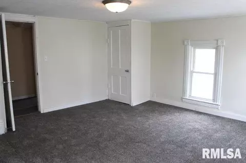 827 Beach St, Kewanee, IL 61443 photo 39