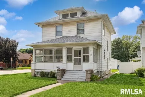 2137 14th St, Moline, IL 61265