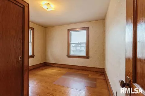 2137 14th St, Moline, IL 61265 photo 14