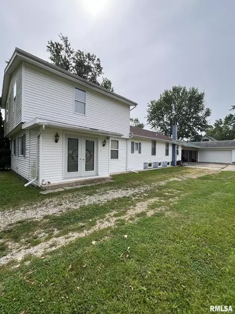 935 W Division St, Kewanee, IL 61443