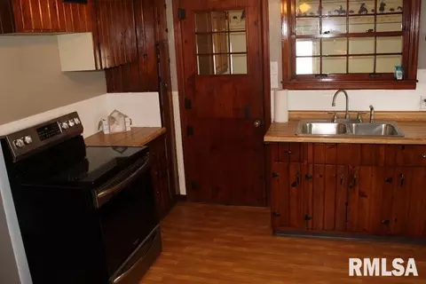 615 Edwards St, Kewanee, IL 61443 photo 22