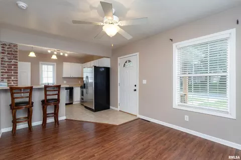 506 27th Ave, Moline, IL 61265 photo 3