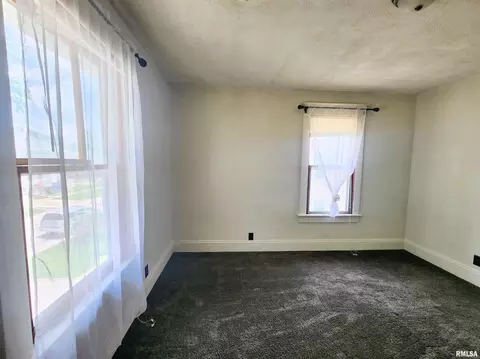 1146 14th Ave, Moline, IL 61265 photo 21