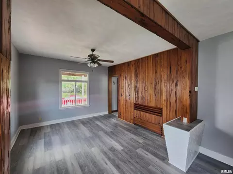 1146 14th Ave, Moline, IL 61265 photo 9