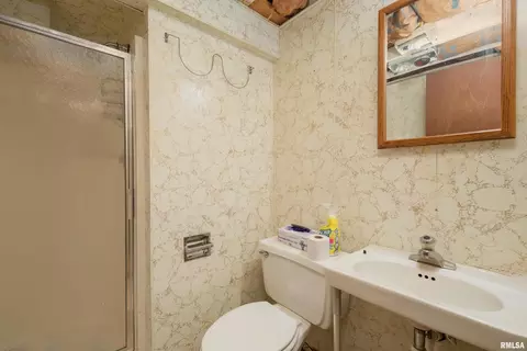 528 28th Ave, Moline, IL 61265 photo 21