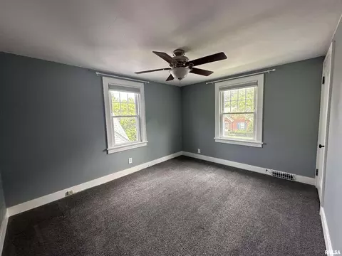2337 32nd St, Moline, IL 61265 photo 12