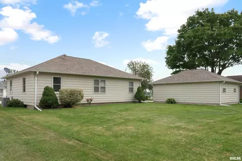 632 E Orange St, Geneseo, IL 61254 photo 7