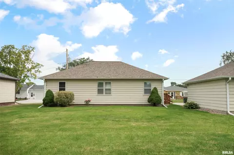 632 E Orange St, Geneseo, IL 61254 photo 6