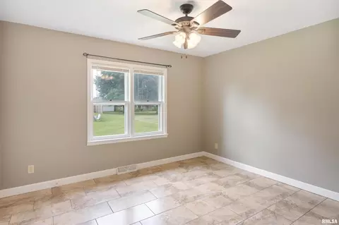 632 E Orange St, Geneseo, IL 61254 photo 19