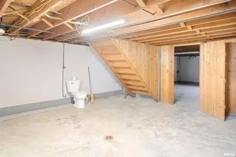632 E Orange St, Geneseo, IL 61254 photo 24