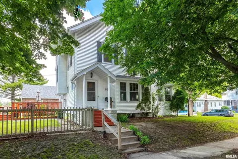 824 E Central Park Ave, Davenport, IA 52803