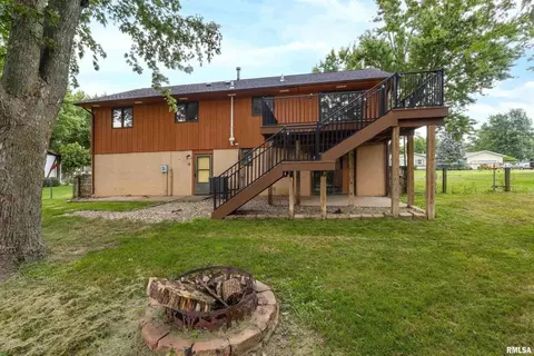 2735 Daniels Ct, Eldridge, IA 52748 photo 7