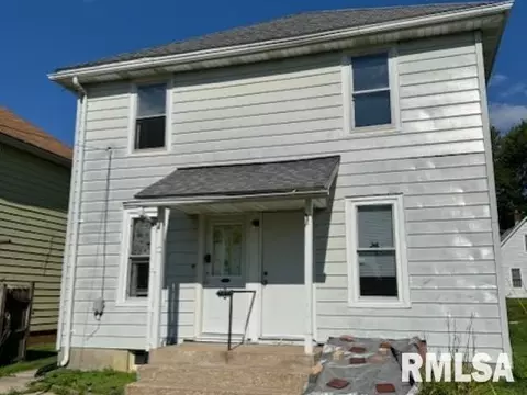 1921 10th St, Moline, IL 61265