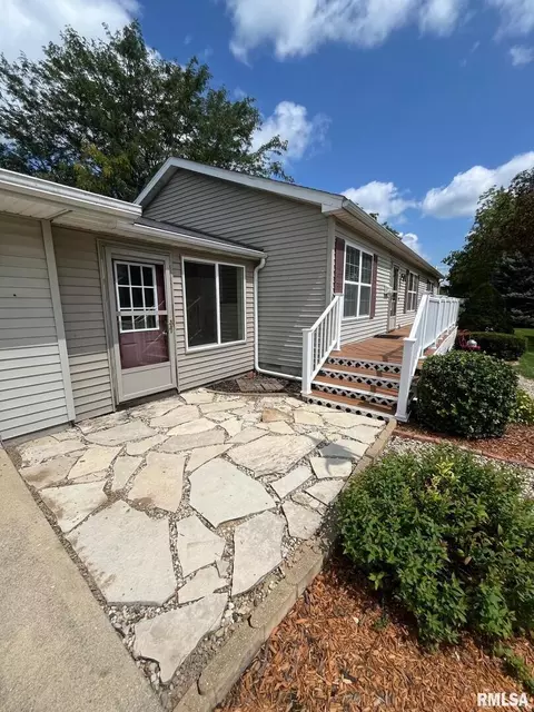 1002 E 10th St, Kewanee, IL 61443 photo 3
