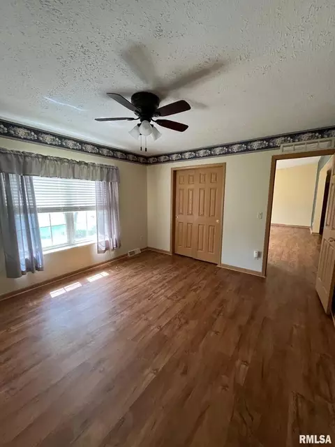 1002 E 10th St, Kewanee, IL 61443 photo 24