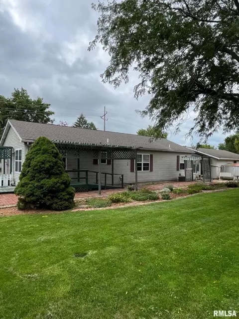 1002 E 10th St, Kewanee, IL 61443 photo 8