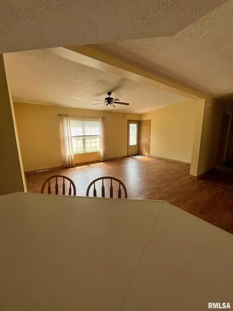 1002 E 10th St, Kewanee, IL 61443 photo 14