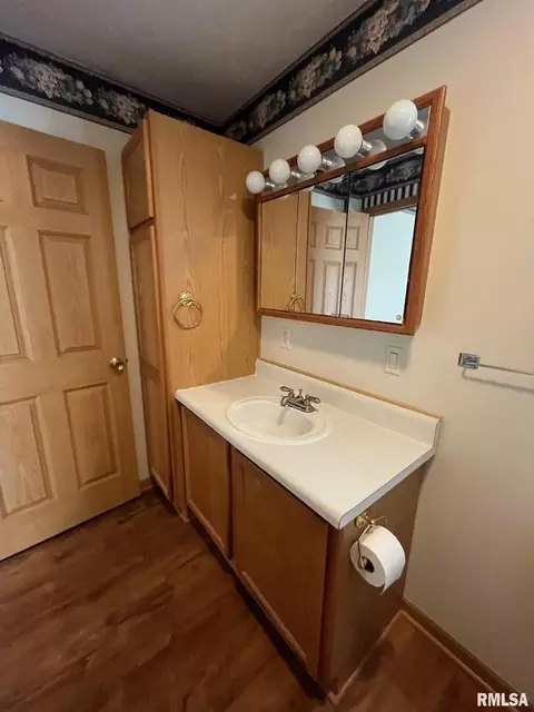 1002 E 10th St, Kewanee, IL 61443 photo 25