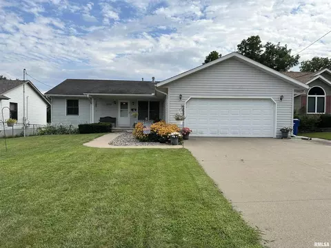 1201 N 26th Ave N, Clinton, IA 52732