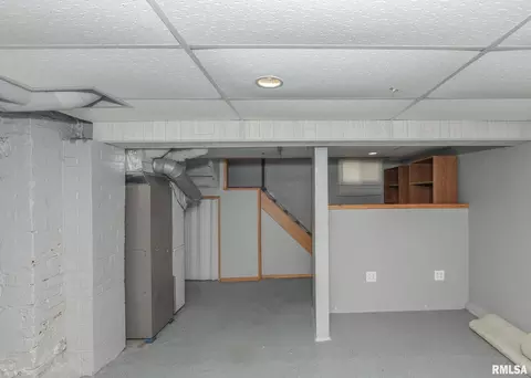 420 20th Ave, Moline, IL 61265 photo 21