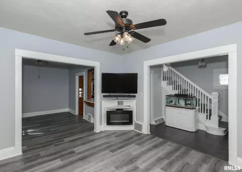 420 20th Ave, Moline, IL 61265 photo 6
