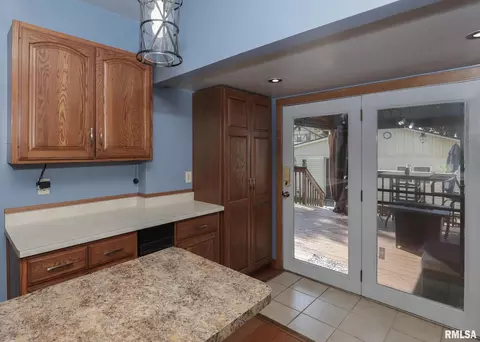 420 20th Ave, Moline, IL 61265 photo 13