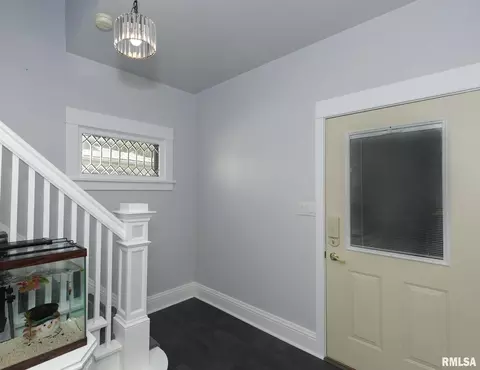 420 20th Ave, Moline, IL 61265 photo 3