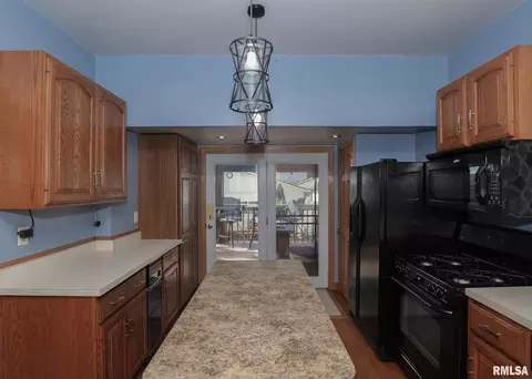 420 20th Ave, Moline, IL 61265 photo 11