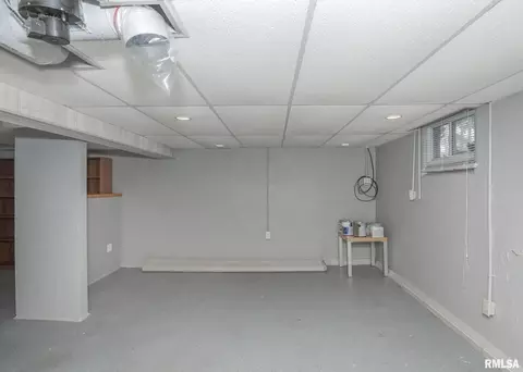 420 20th Ave, Moline, IL 61265 photo 22