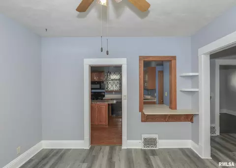 420 20th Ave, Moline, IL 61265 photo 9
