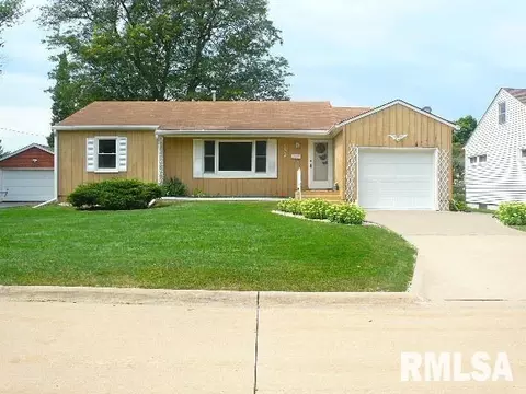 3026 43rd St, Rock Island, IL 61201