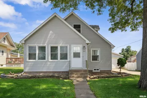 305 Main St N, Wheatland, IA 52777